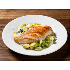 Філе домашньої курки з горіхово-родзинковим соусом 420 г