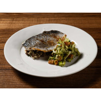 Філе дорадо з кіноа та овочевим салатом 260 г