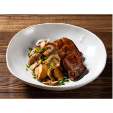 Язык карамелизированный с миникартошкой и шампиньонами 270 г